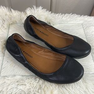 Lucky brand flats